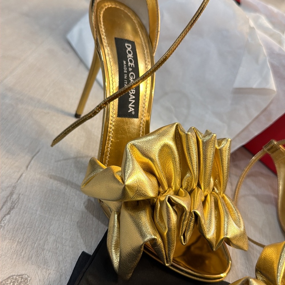 Dolce and gabbana NWT Sandalo Specchio Oro gold heels - Picture 7 of 8